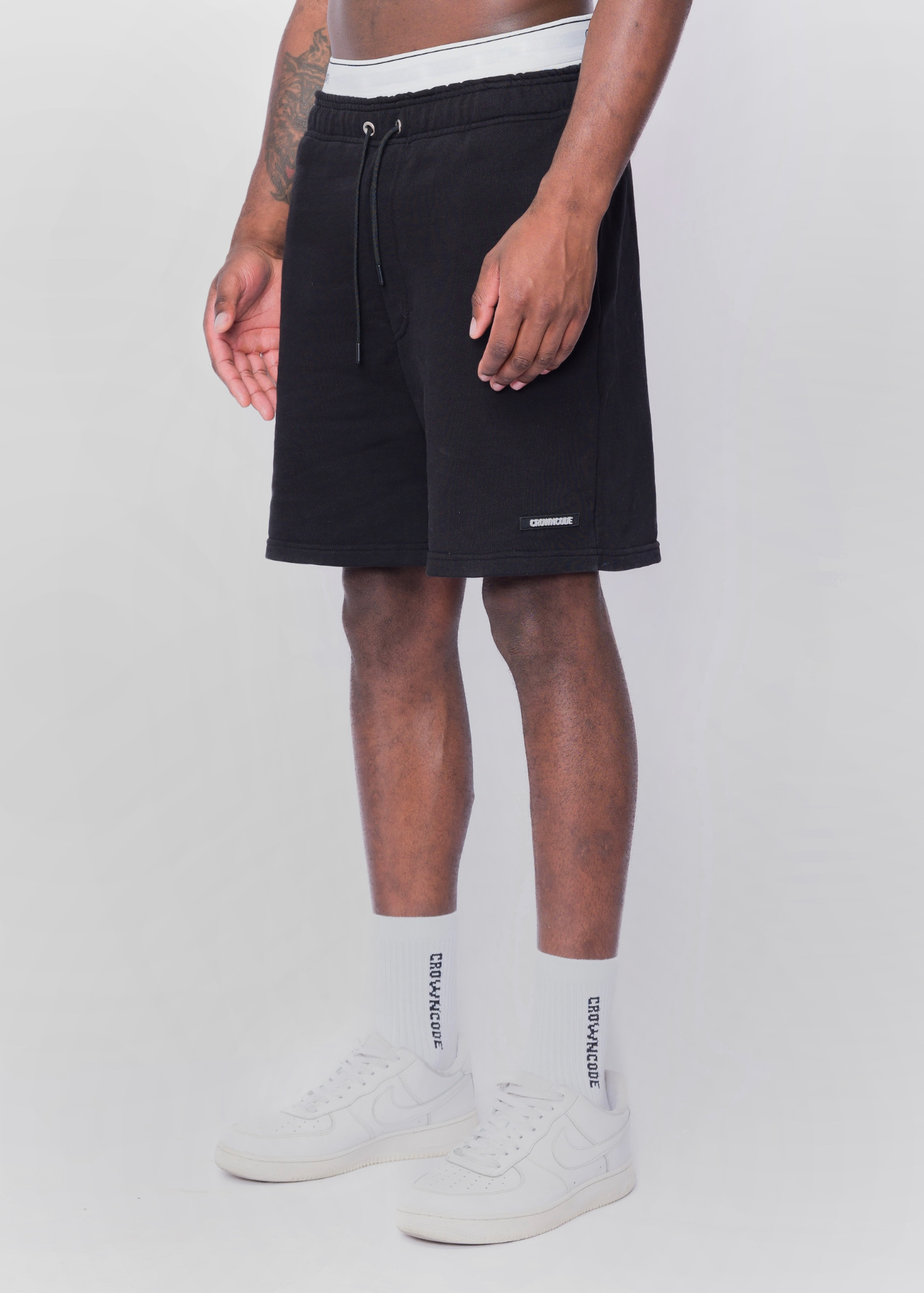 SHORT BASIC - NEGRO