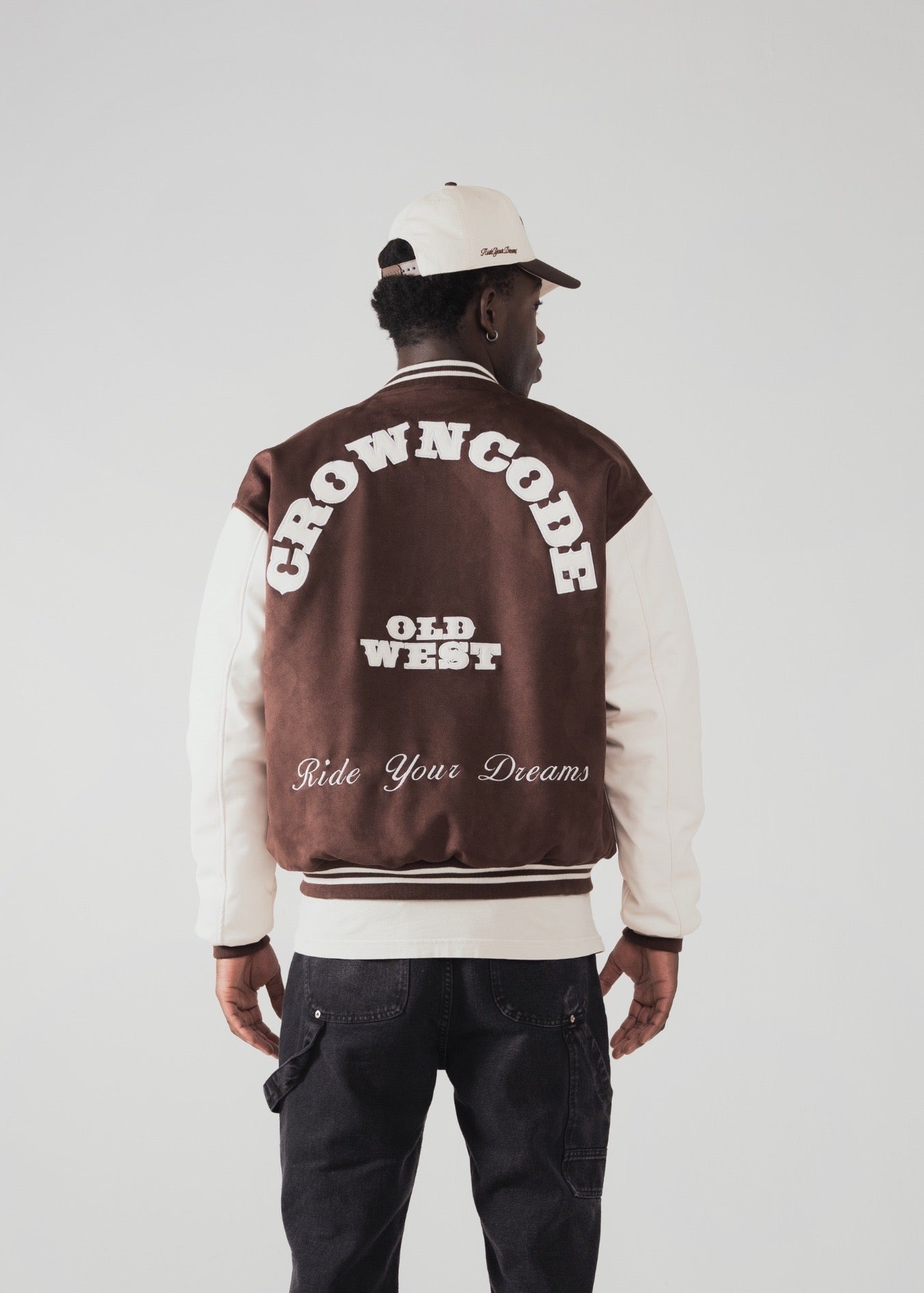 VARSITY JACKET - CAFE CHOCOLATE Y CREMA