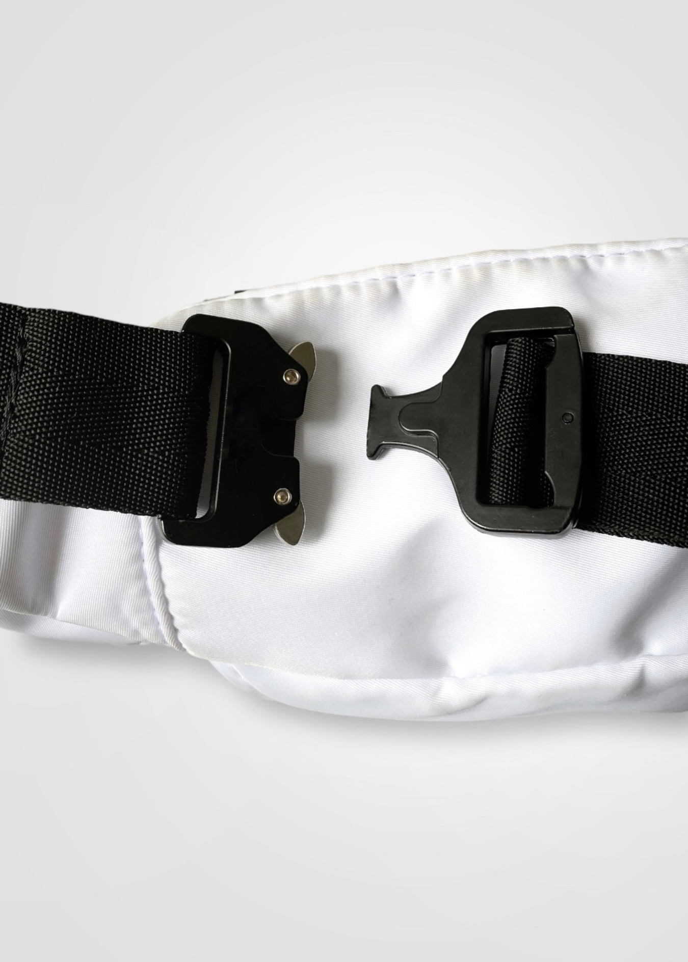 BASIC FANNY PACK - BLANCO