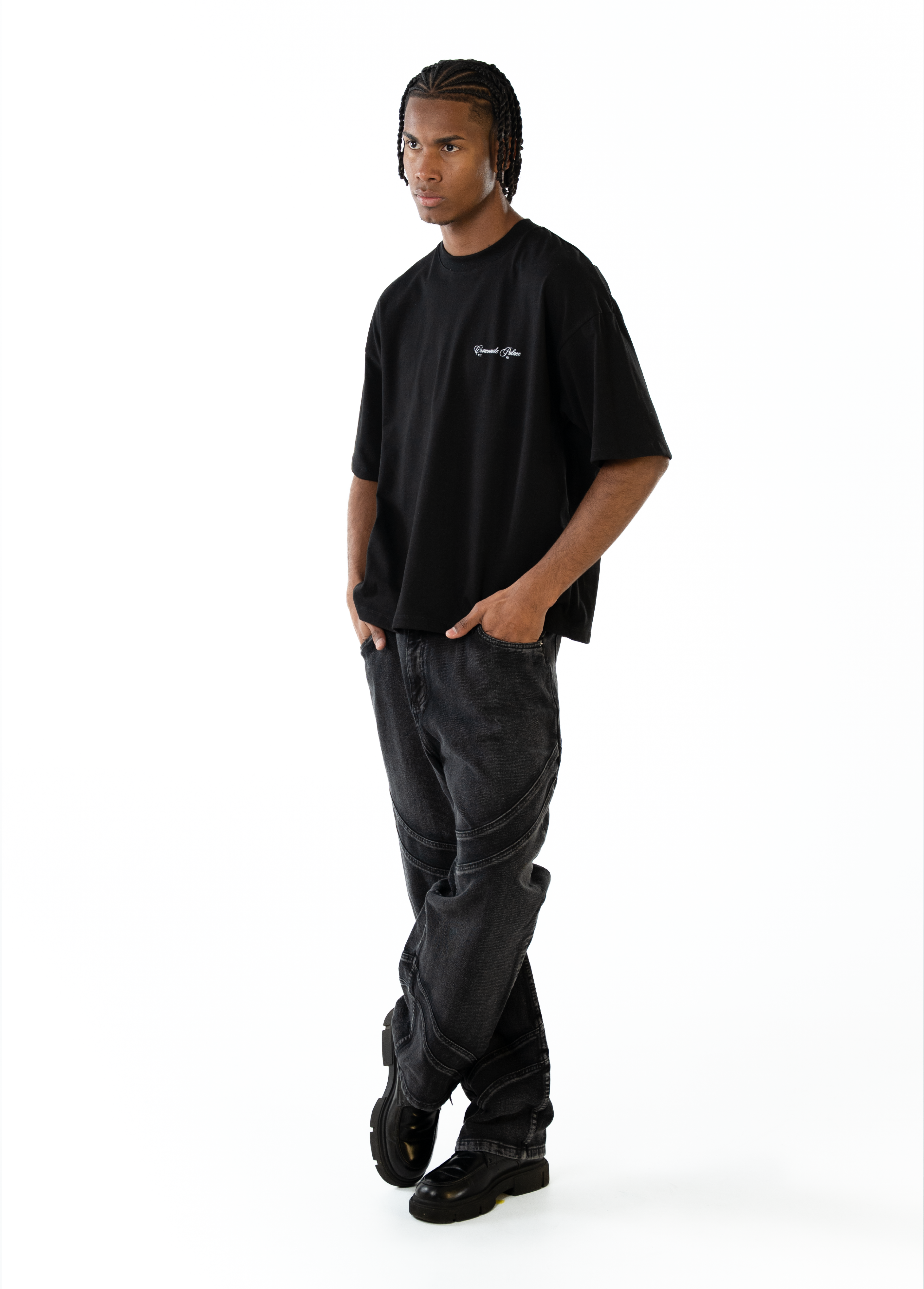 CAMISETA QUEEN BOXY FIT - NEGRA