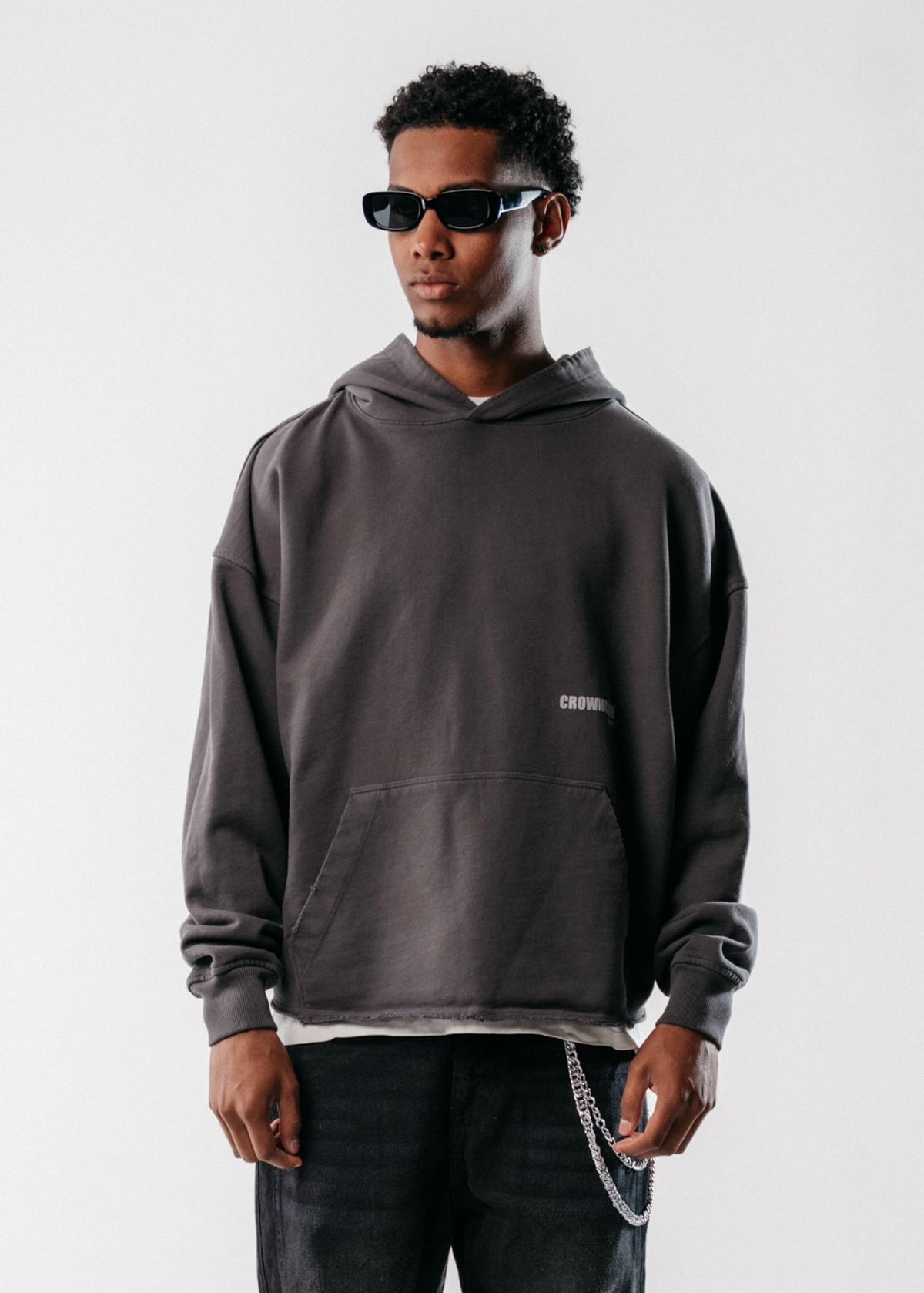 HOODIE DISTRESSED - GRIS OSCURO
