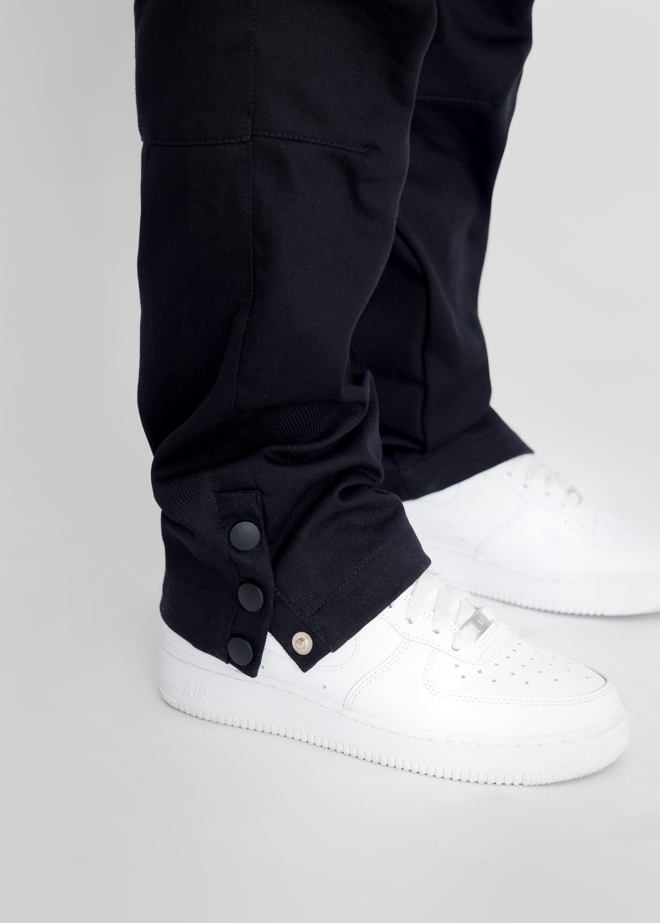 PANTALON CARGO - NEGRO