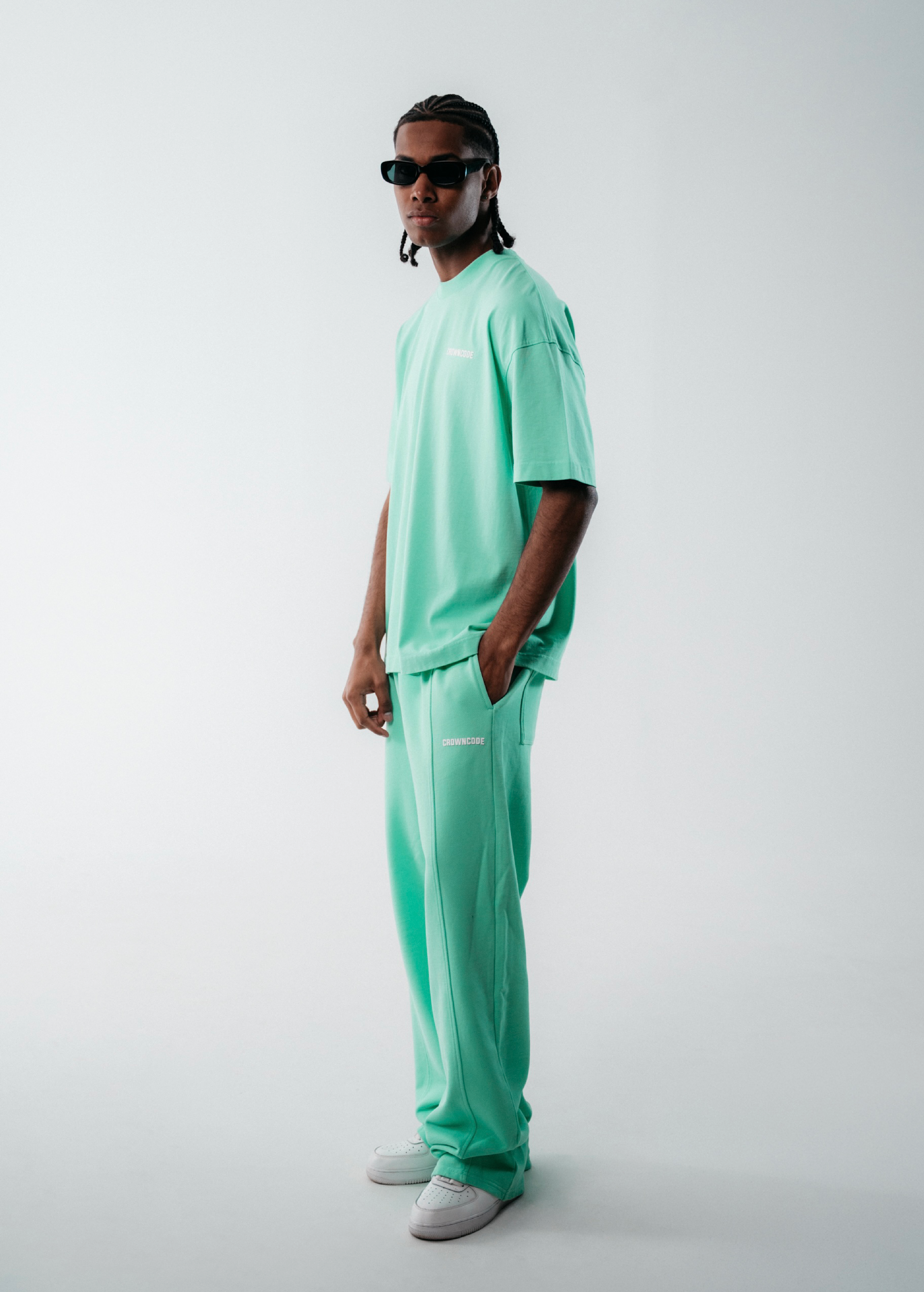 CAMISETA DREAMERS - VERDE MENTA